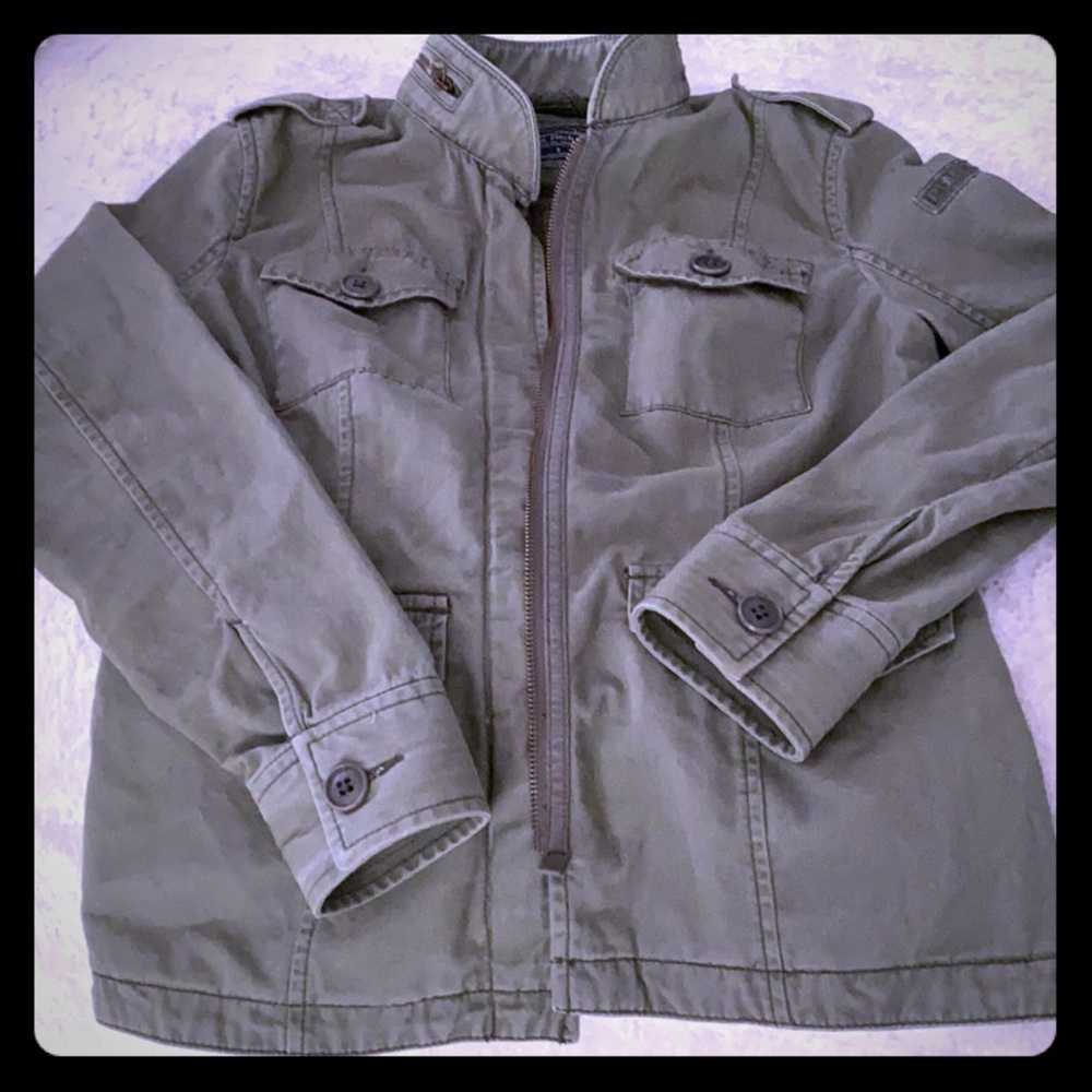 Woman’s light jacket